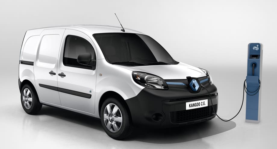 product image of Kangooze car plugged in
